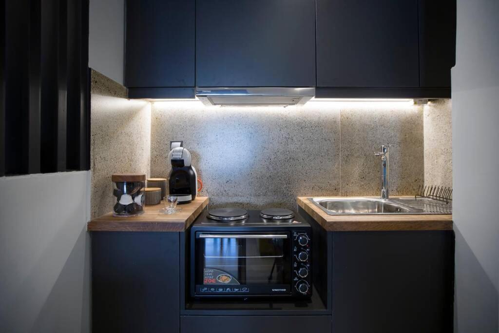 City Center Modern Renovated Apartment Athens Ngoại thất bức ảnh